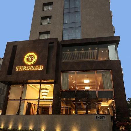 Отель The Grand Asansol Экстерьер фото